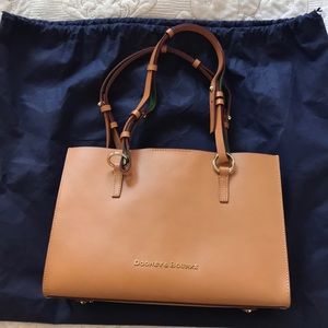 Dooney & Bourke satchel tote - flaws